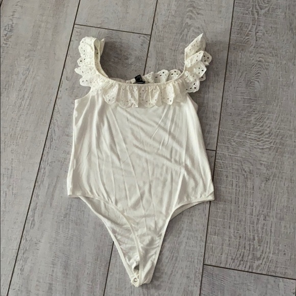 NWOT Off White Lace Body Suit - Picture 6 of 6